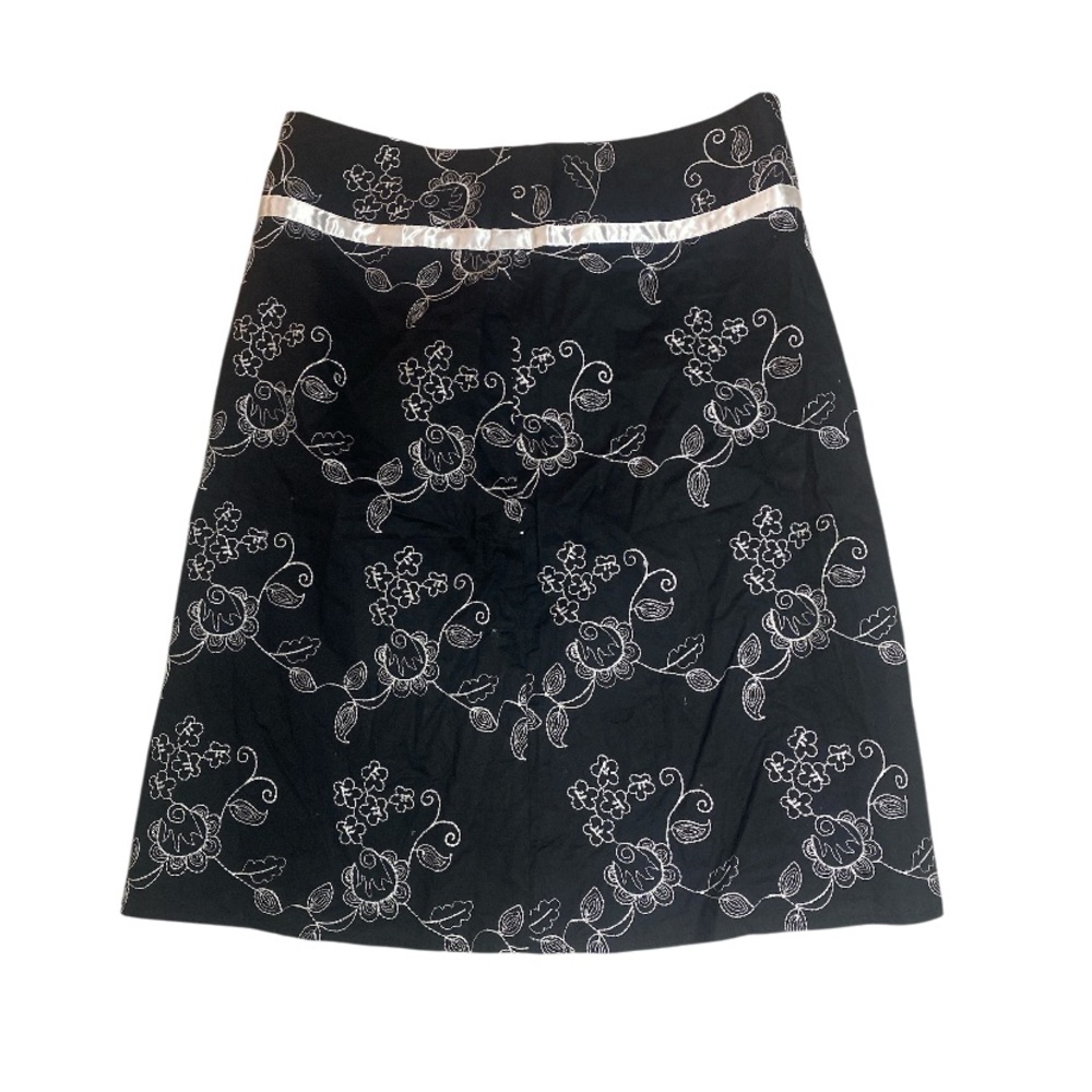 Star City Y2K Vintage Black Embellished Hand-stitched A-Line Midi Skirt - Size 2